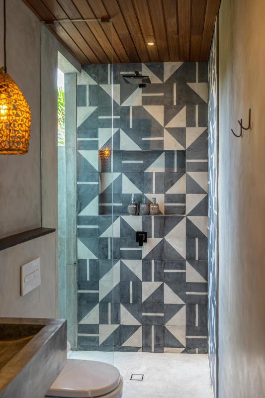 Veda - Sleek 2BR Canggu Oasis with Lush Tropical Vibes! - image 7