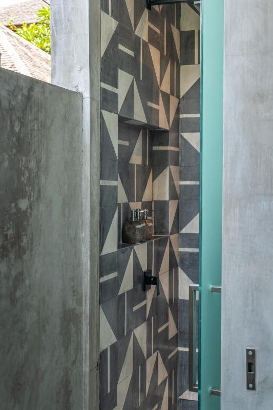 Veda - Sleek 2BR Canggu Oasis with Lush Tropical Vibes! - image 11