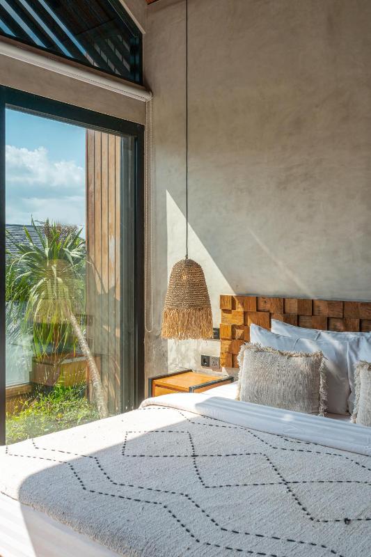 Veda - Sleek 2BR Canggu Oasis with Lush Tropical Vibes! - image 22
