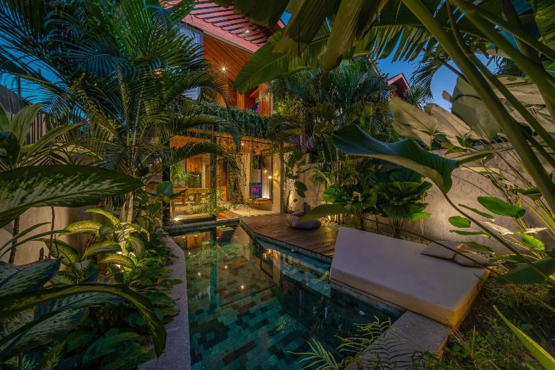 Veda - Sleek 2BR Canggu Oasis with Lush Tropical Vibes! - image 15
