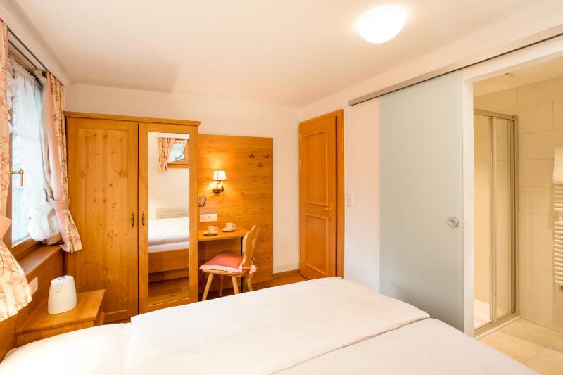 Cosy Double Room image 1