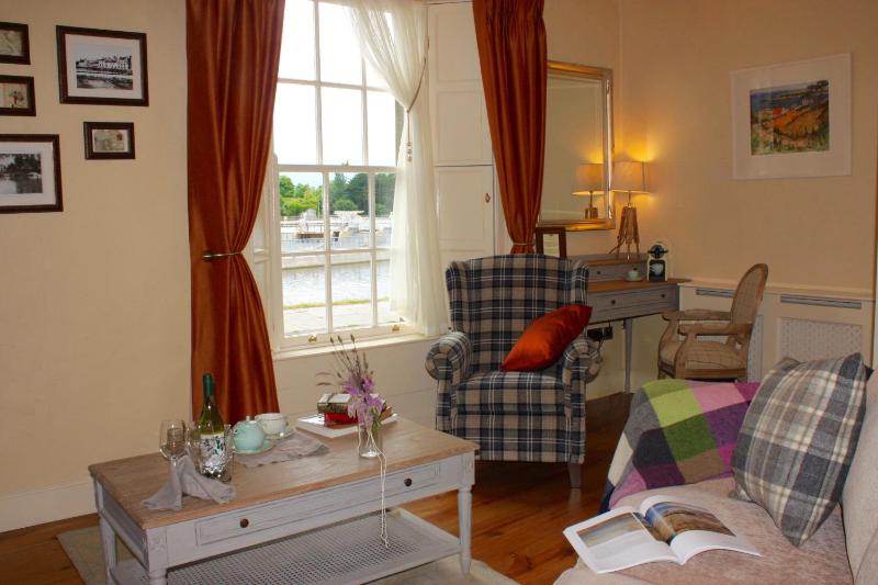Corrib House Guest Accommodation - image 7