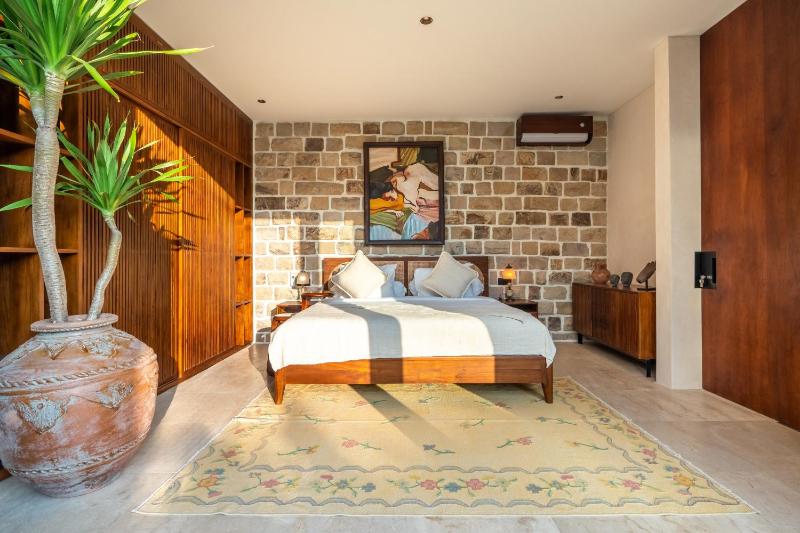 Villa StoneCastle Canggu - image 9