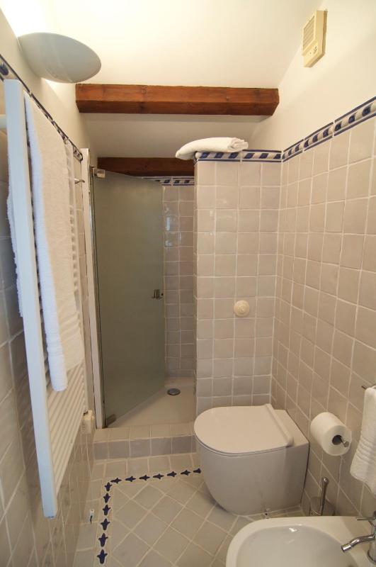 Deluxe Double Room image 4