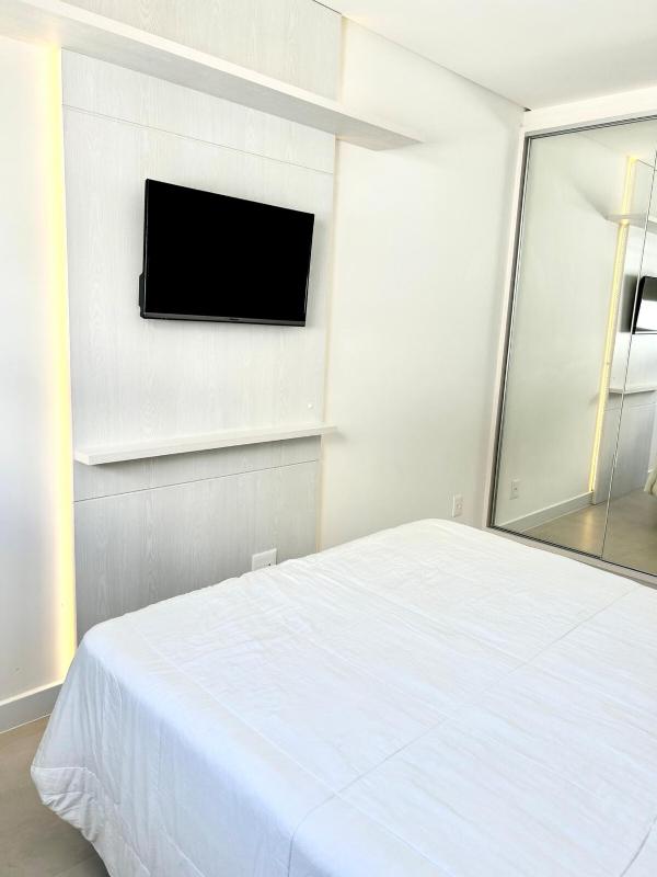 Apartamento 3 Quartos Cond Vista Mar Alto Padrão - image 11