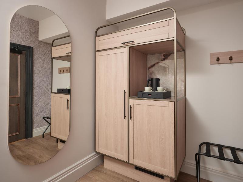 The Met Hotel Leeds - Newly Refurbished - image 6