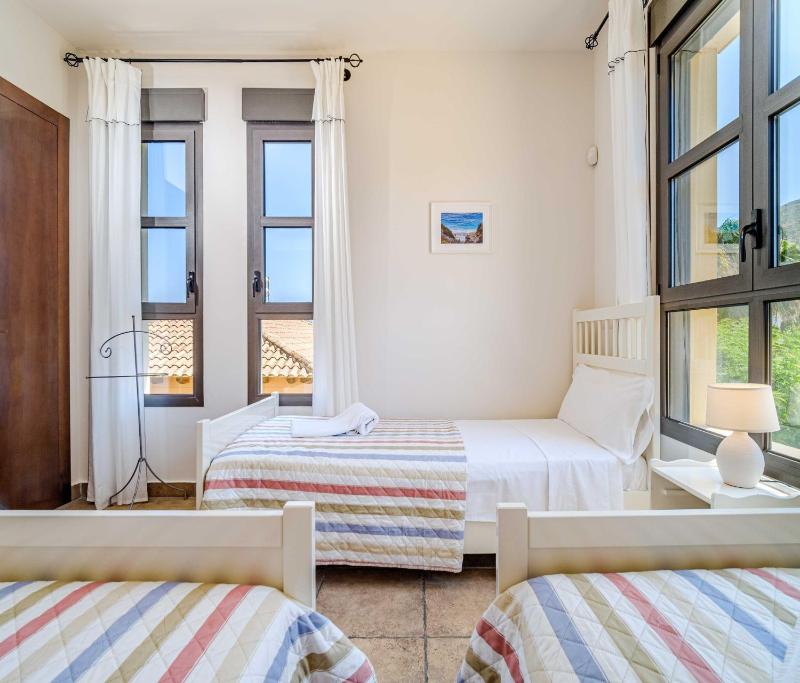 Villa Abaesko by Rock Rentals - image 29