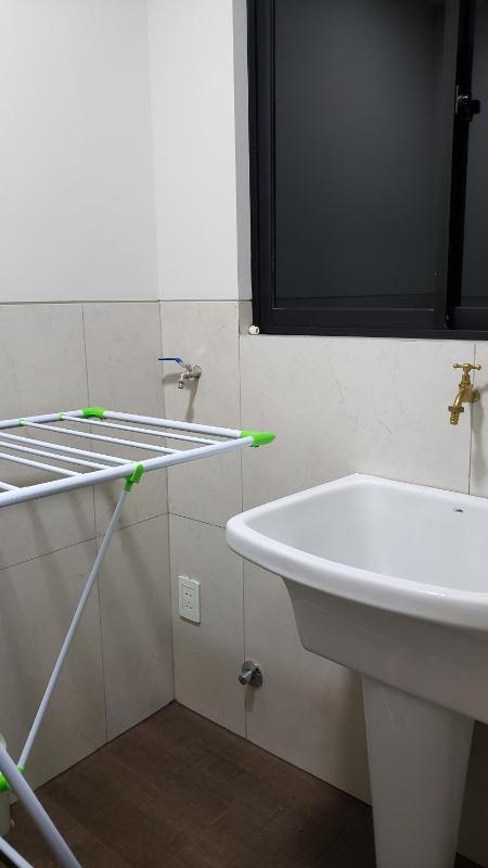 Acogedor departamento nuevo con excelente ubicación - image 7