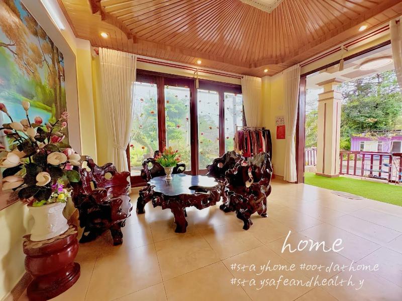 HeniSi Homestay Măng Đen Villa - image 12