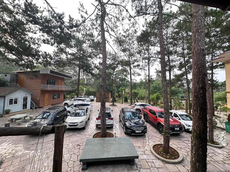 HeniSi Homestay Măng Đen Villa - image 16