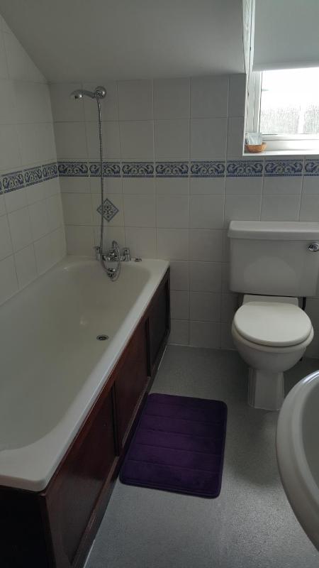 Double Room image 3
