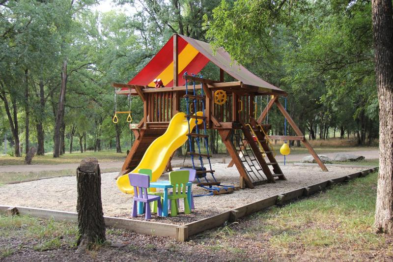 Olive Cabin - image 39