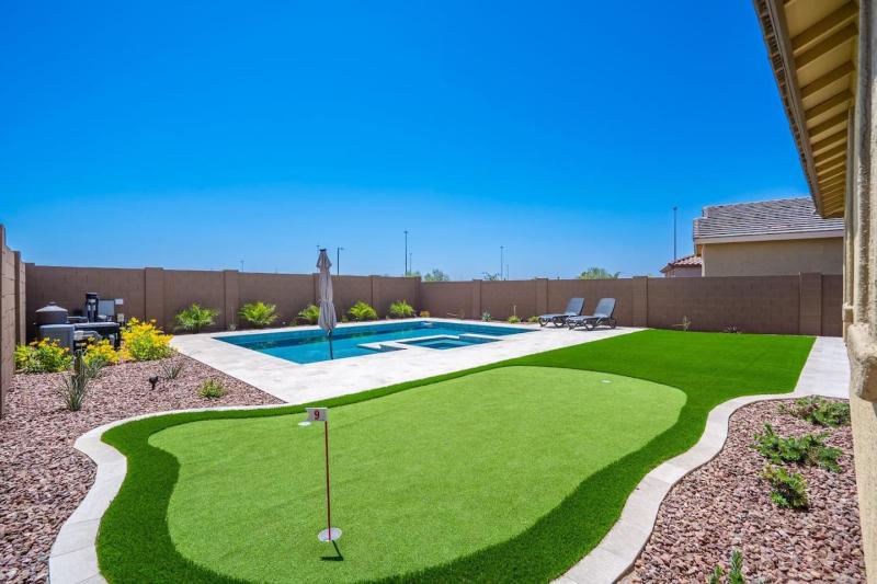 Enjoyable 3 bedroom house with Heated Pool option and Spa same as Hot Tub - image 24