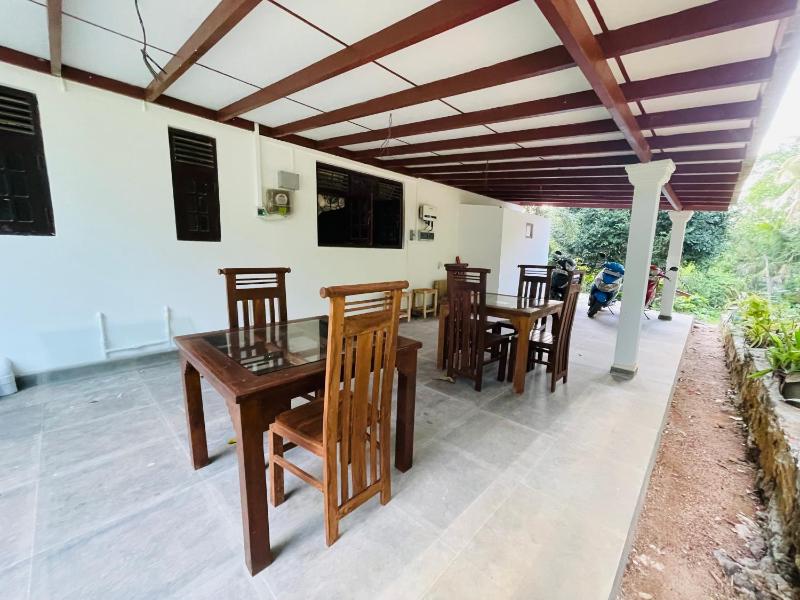Alice House Hiriketiya - image 8