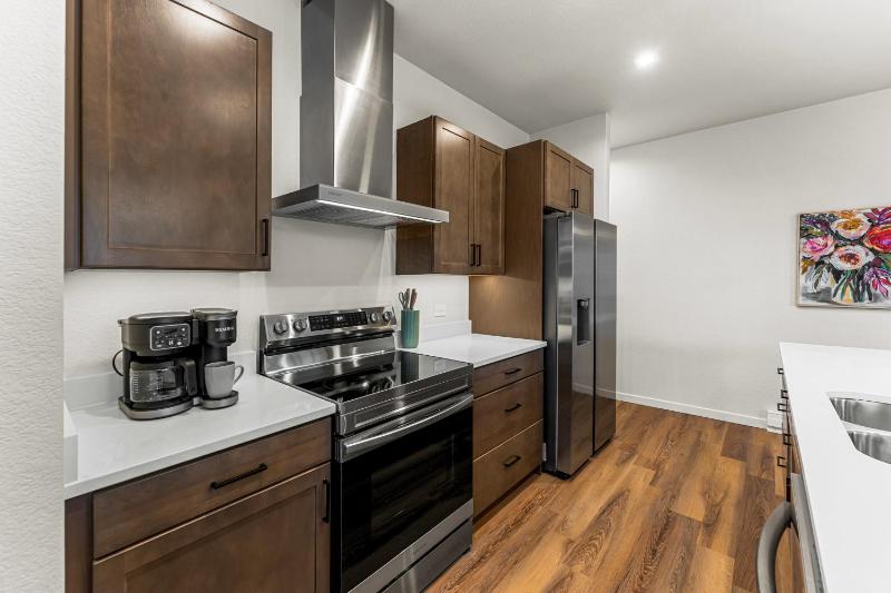 515 S El Paso Unit101 - image 10
