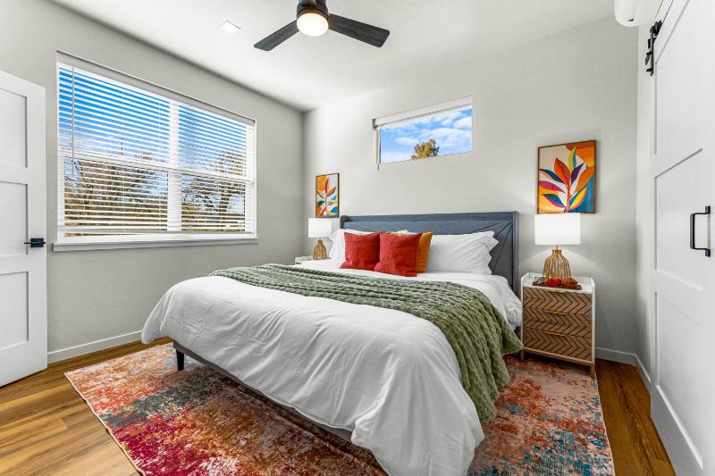 515 S El Paso Unit101 - image 21