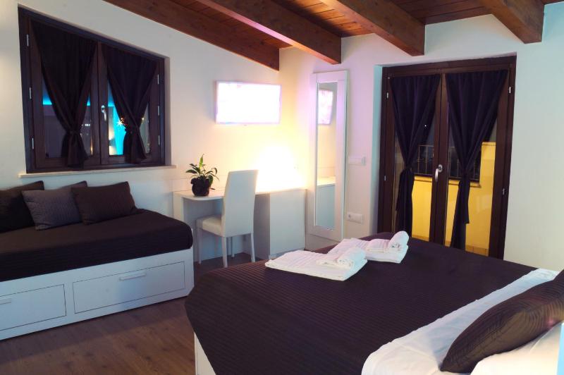 Double or Twin Room with Balcony image 1