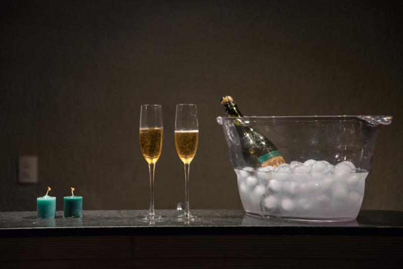 Amenit Hotel - image 36