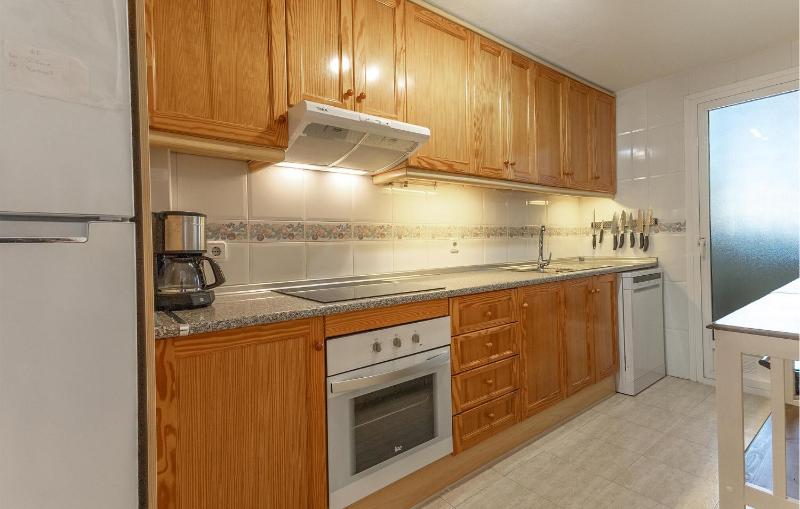 Lovely Apartment In Santa Pola With Swimming Pool - image 14