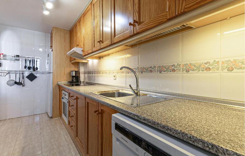 Lovely Apartment In Santa Pola With Swimming Pool - image 6