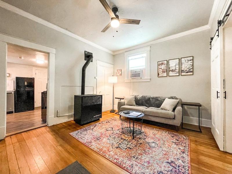 417 E Bijou - image 21