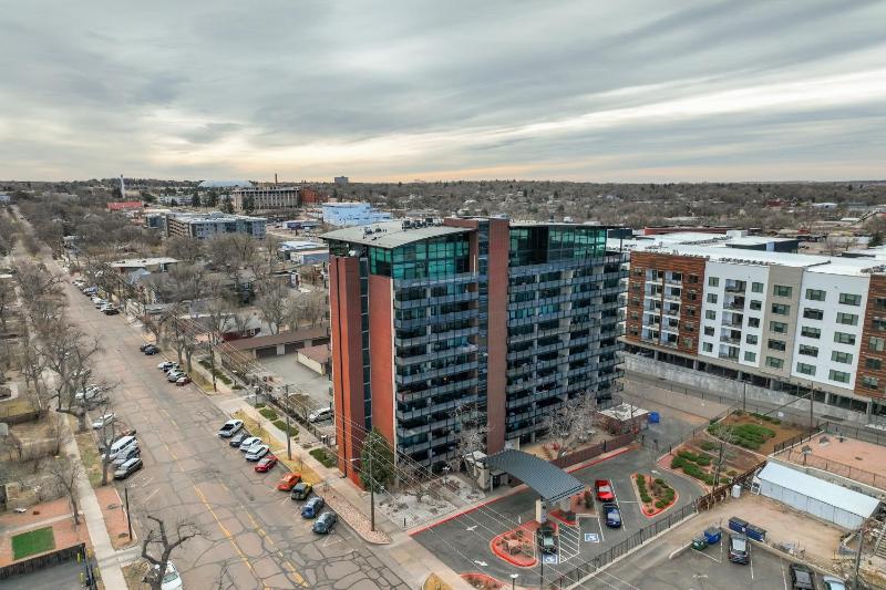 417 E Kiowa #203 - image 8