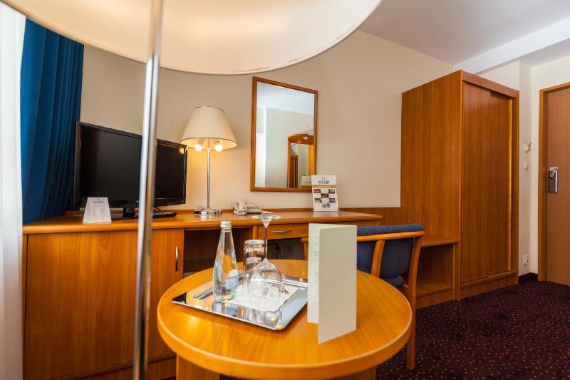 Economy Single Room image 4