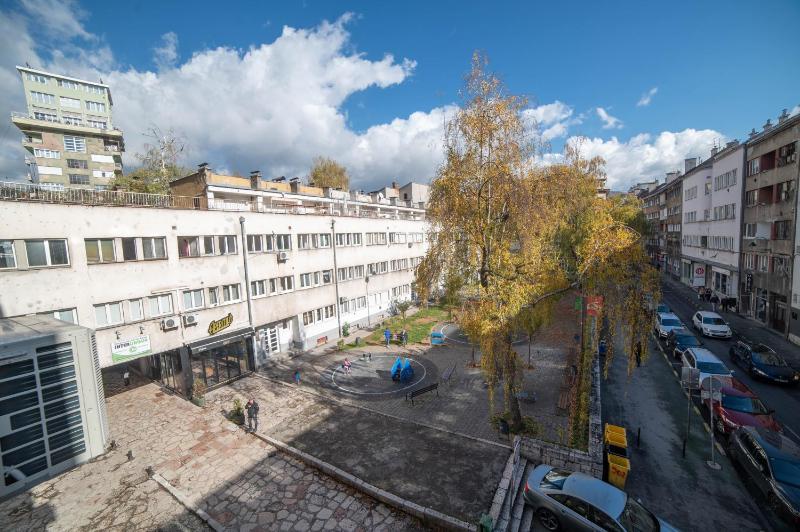 Sarajevo Deluxe Festival Centar with FREE parking - image 6