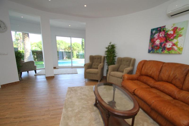 ARENDA Villa Camila Pino Alto - image 2