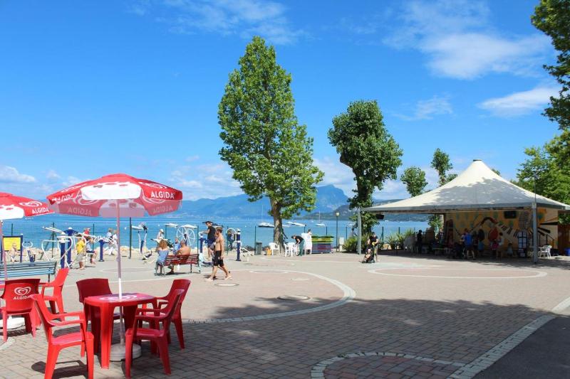 Feriendorf Cisano San Vito Dreizimmer-Bungalow Zaffiro für 4 Personen - image 24