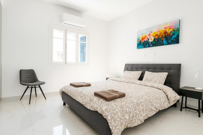 Limassol Centr Apartament - image 9