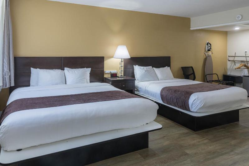 Ocean Reef Hotel - image 10