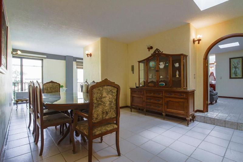 Spacious and Central Apartment in Guadalajara 3 Bedrooms - image 10