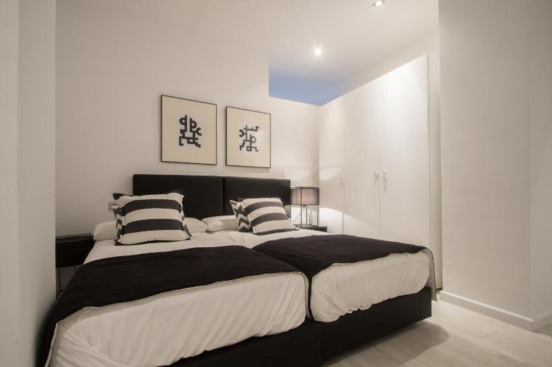 Classic Apartment image 3