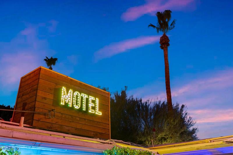 Speakeasy Hotel - image 27
