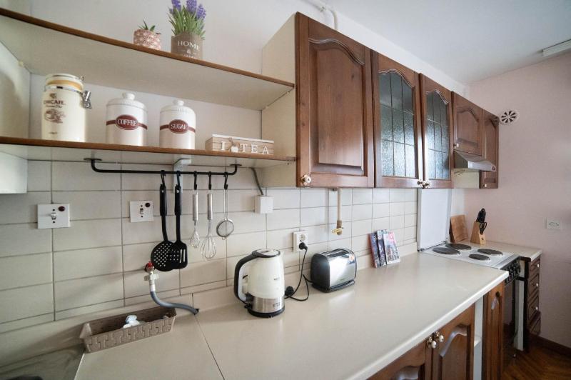 Aurelio Centar Apartment with Balcony and Free parking - image 9