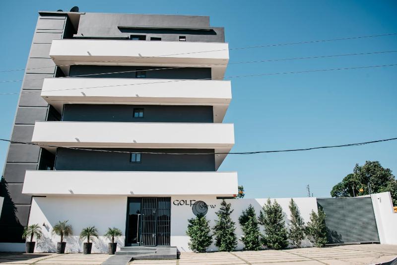 Golf View Apartments - image 6