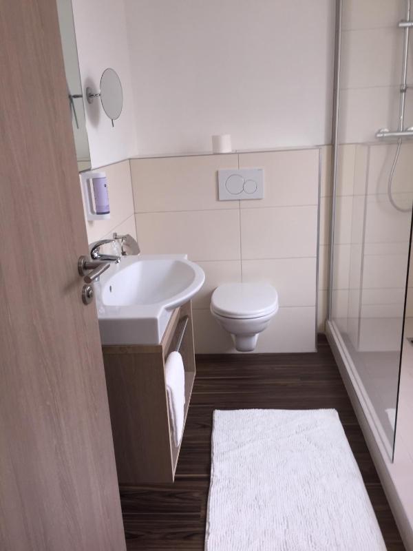 Single Room image 1
