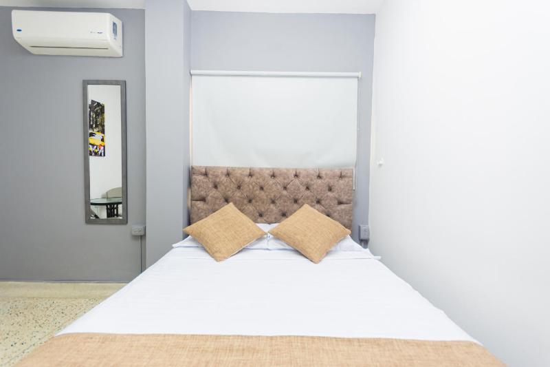 Hotel Med Suites 94 - image 25