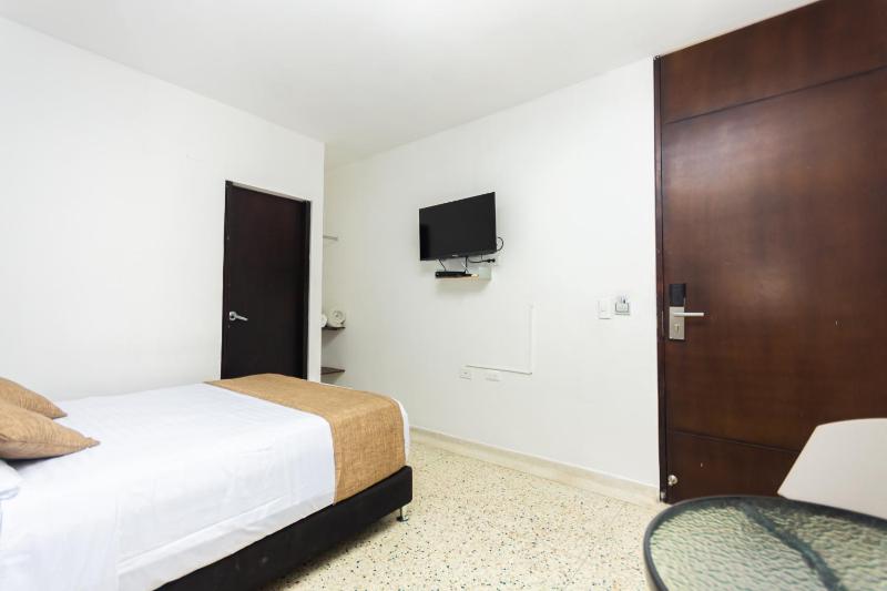 Hotel Med Suites 94 - image 36