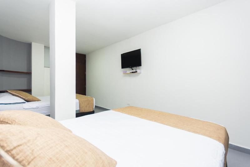 Hotel Med Suites 94 - image 21