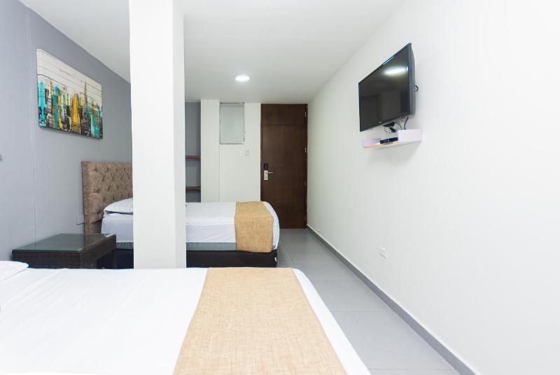 Hotel Med Suites 94 - image 41