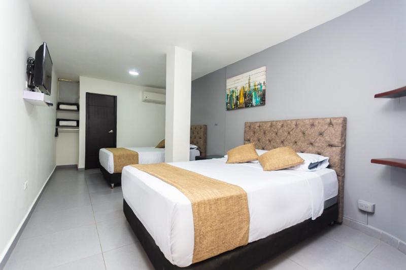 Hotel Med Suites 94 - image 20