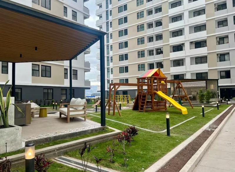 Cozy & Modern Apartment in Lirios de Miraflores - image 2
