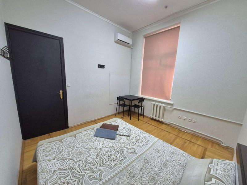 Apartments near Palace Ukraine - image 11