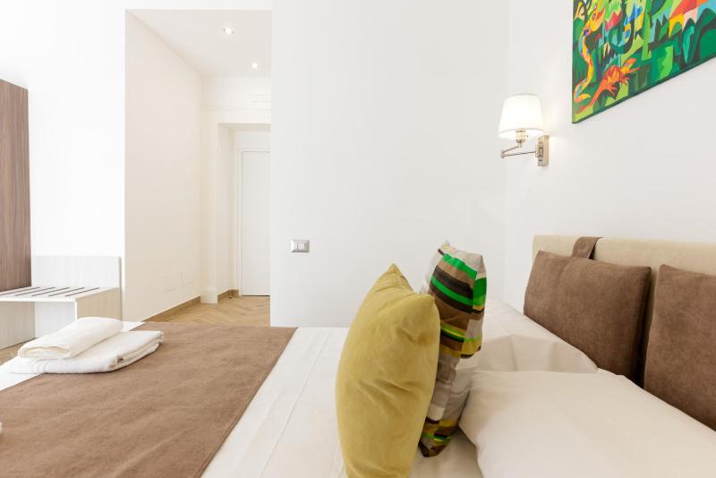 Pessina 90 Rooms - image 15