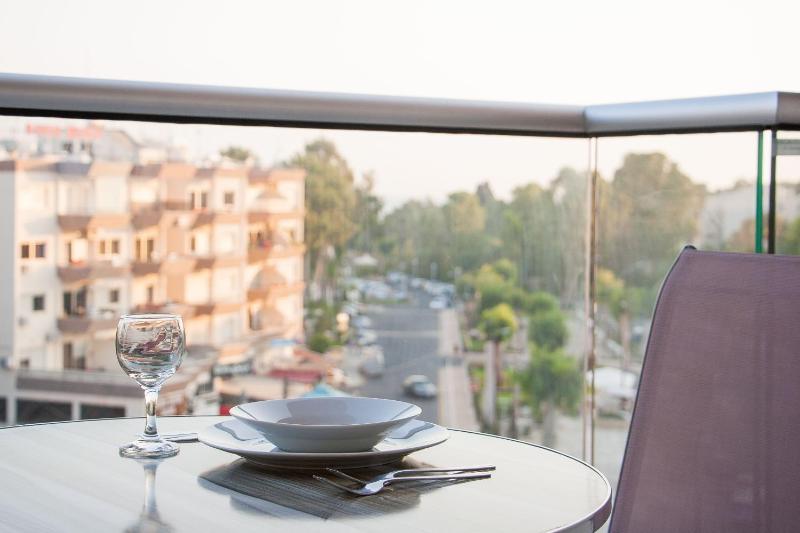 Takelena Apartments - image 10