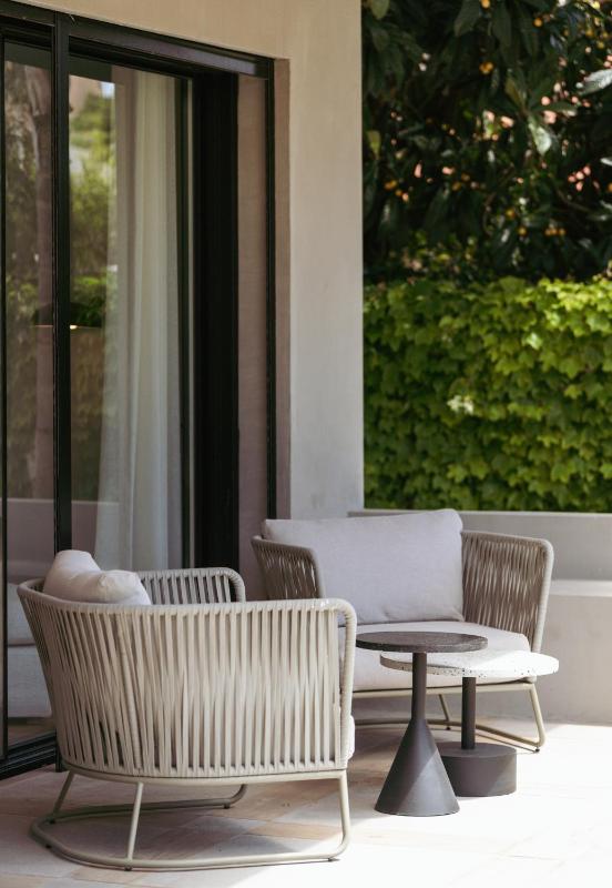 Cascais Contemporary Villa by Cadenzalux - image 50