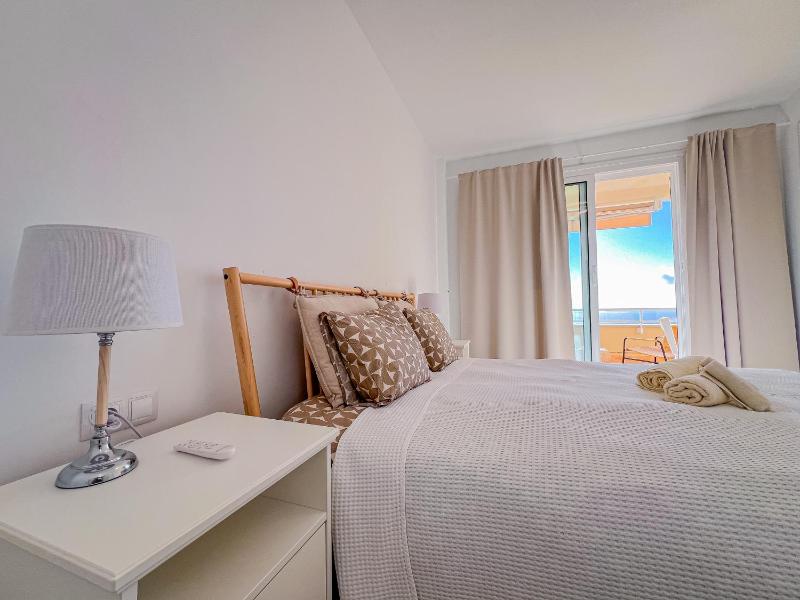 Sunset Paradise - 1 bedroom with Ocean Views Pool PA74 - image 23