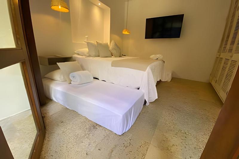 3 Bedroom House in the Walled City with Pool - image 6